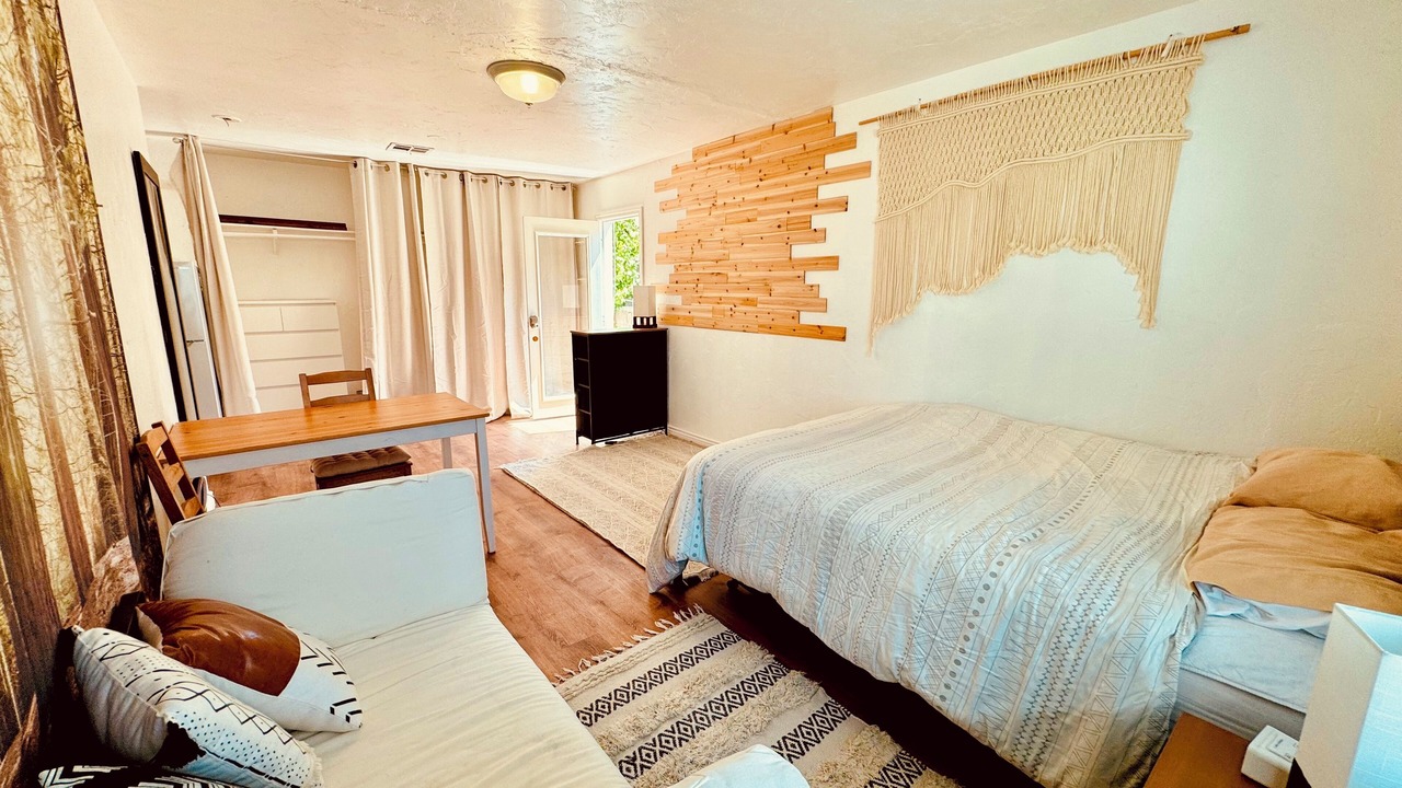 Photo of Bedroom in Del Rey