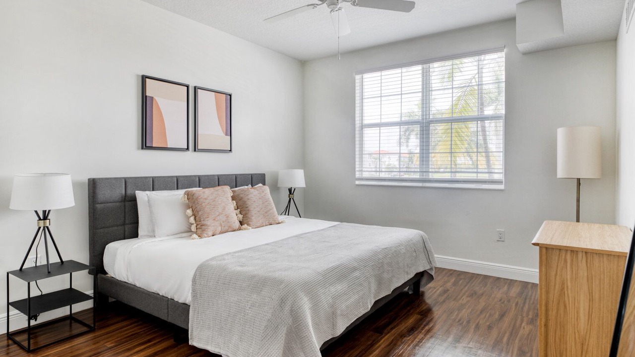 Photo of Bedroom in Miramar