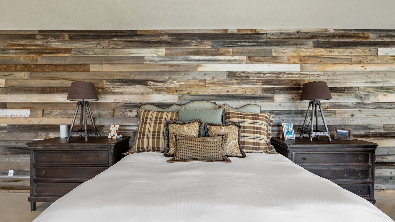 Photo of Bedroom in Lakeway