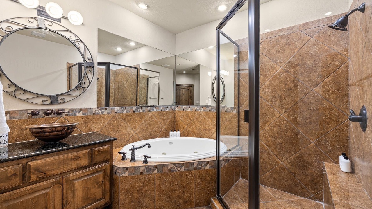 Photo of Bathroom in Lakeway