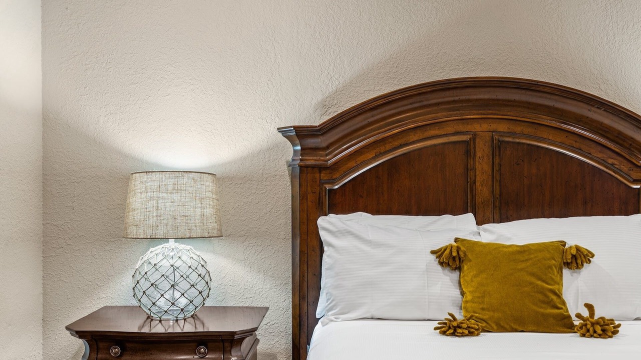 Photo of Bedroom in Lakeway
