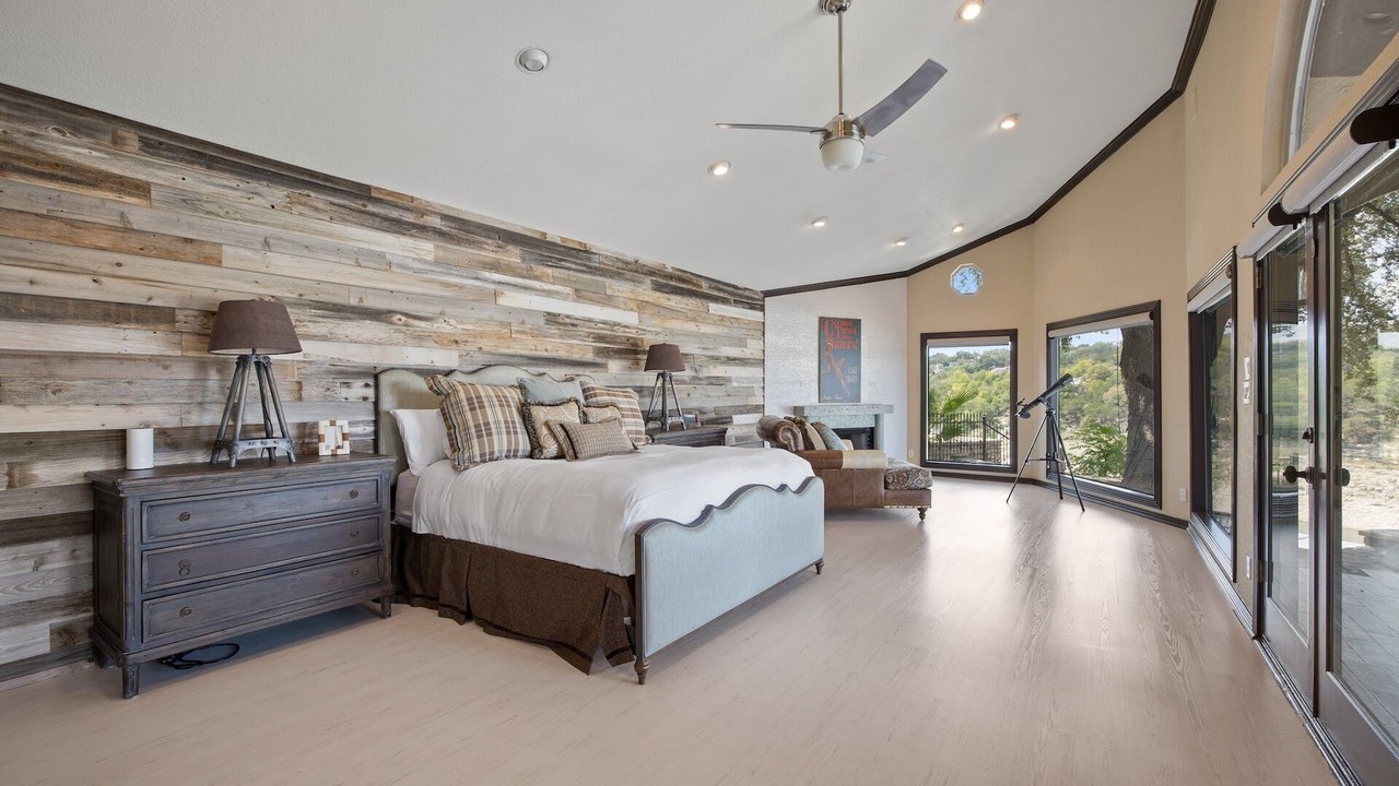 Photo of Bedroom in Lakeway
