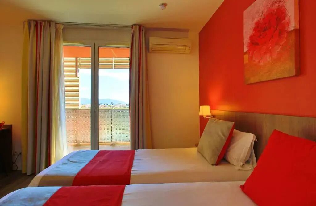 Photo of Bedroom in Clemenceau