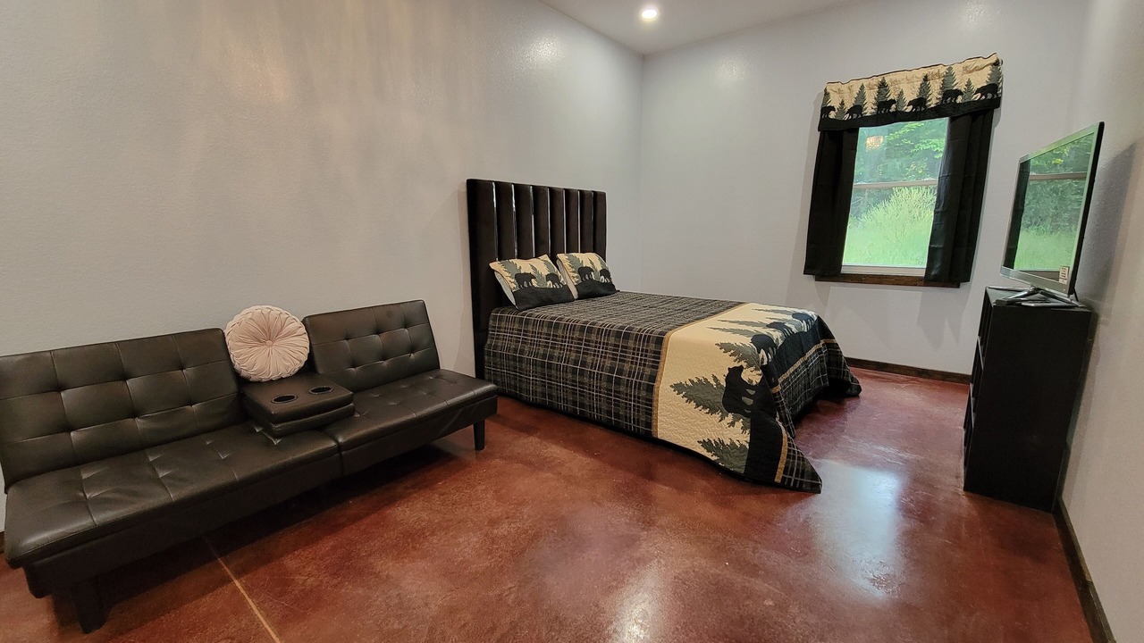 Photo of Bedroom in Elkins