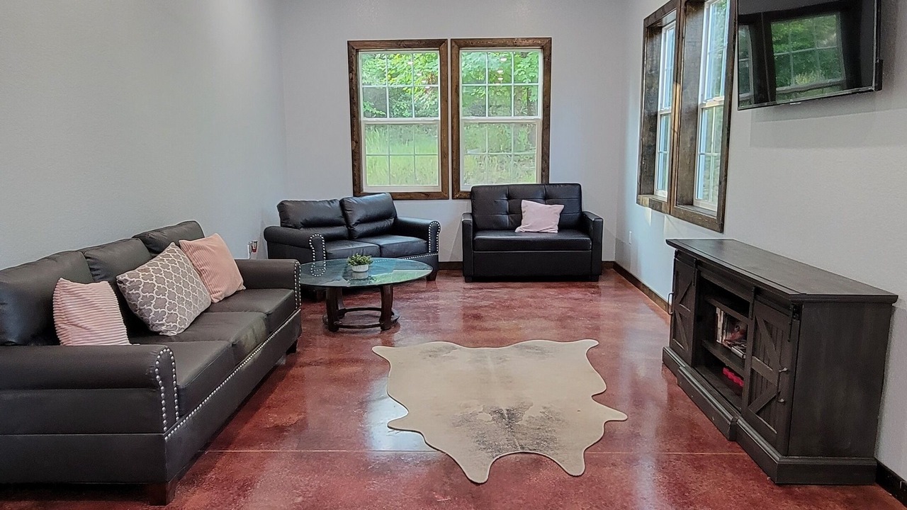 Photo of Livingroom in Elkins