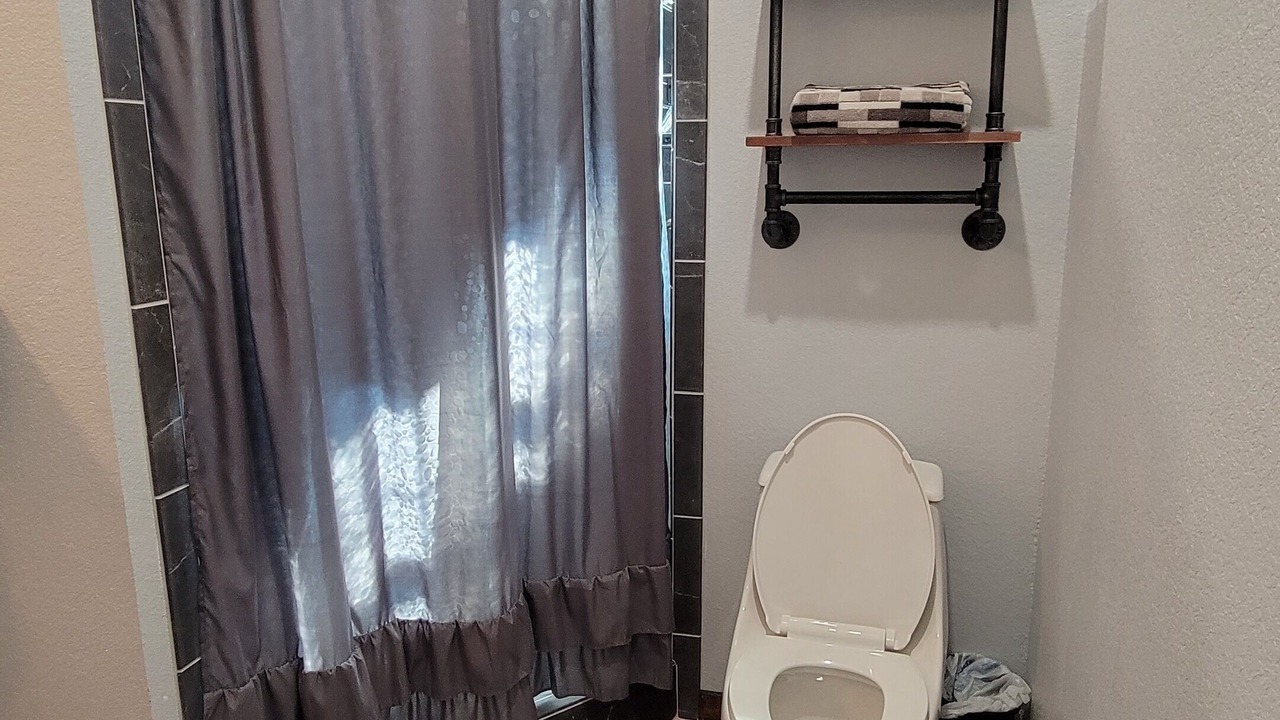 Photo of Bathroom in Elkins