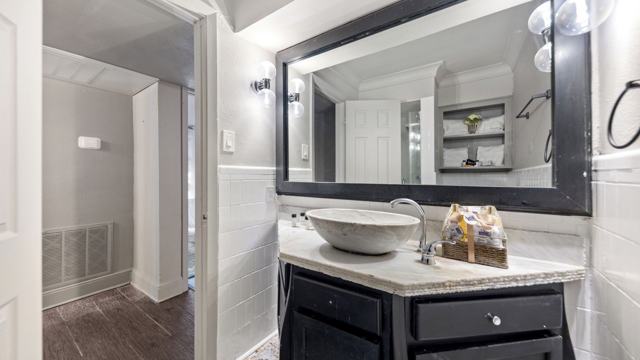 Photo of Bathroom in Old East Dallas