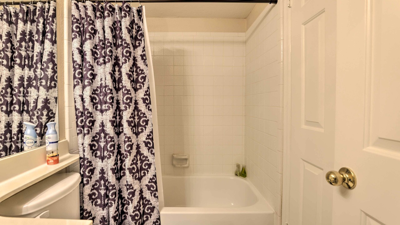 Photo of Bathroom in Breckenridge Townhomes