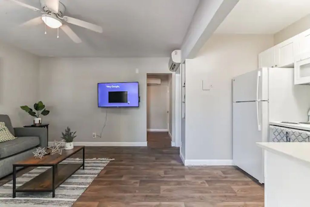 Photo of Livingroom in Palm Beach Shores