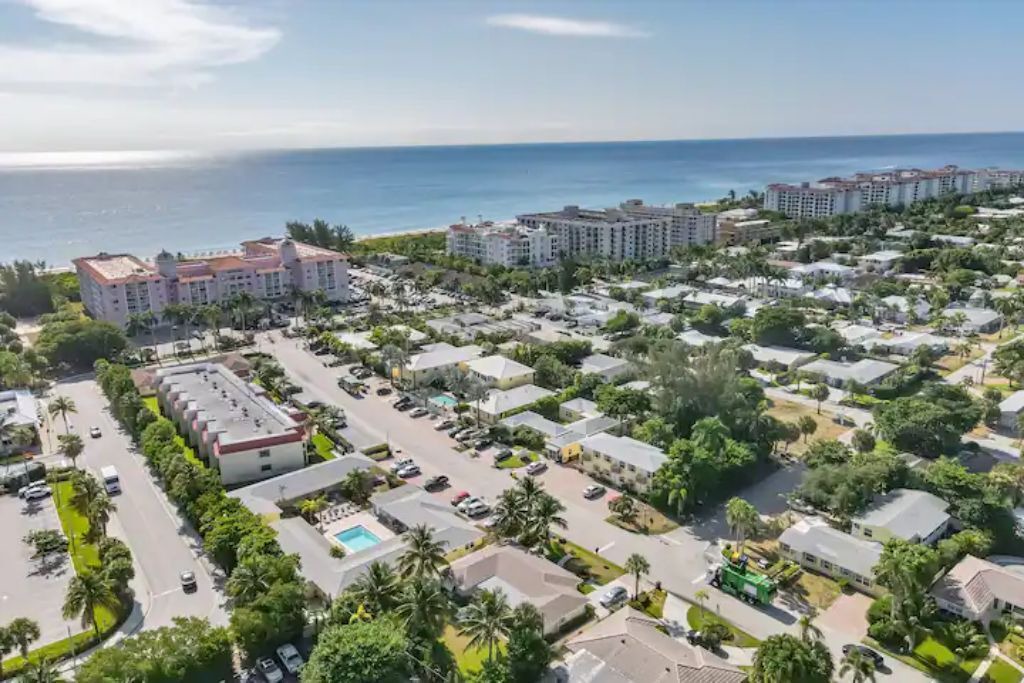 Photo of Outdoor in Palm Beach Shores