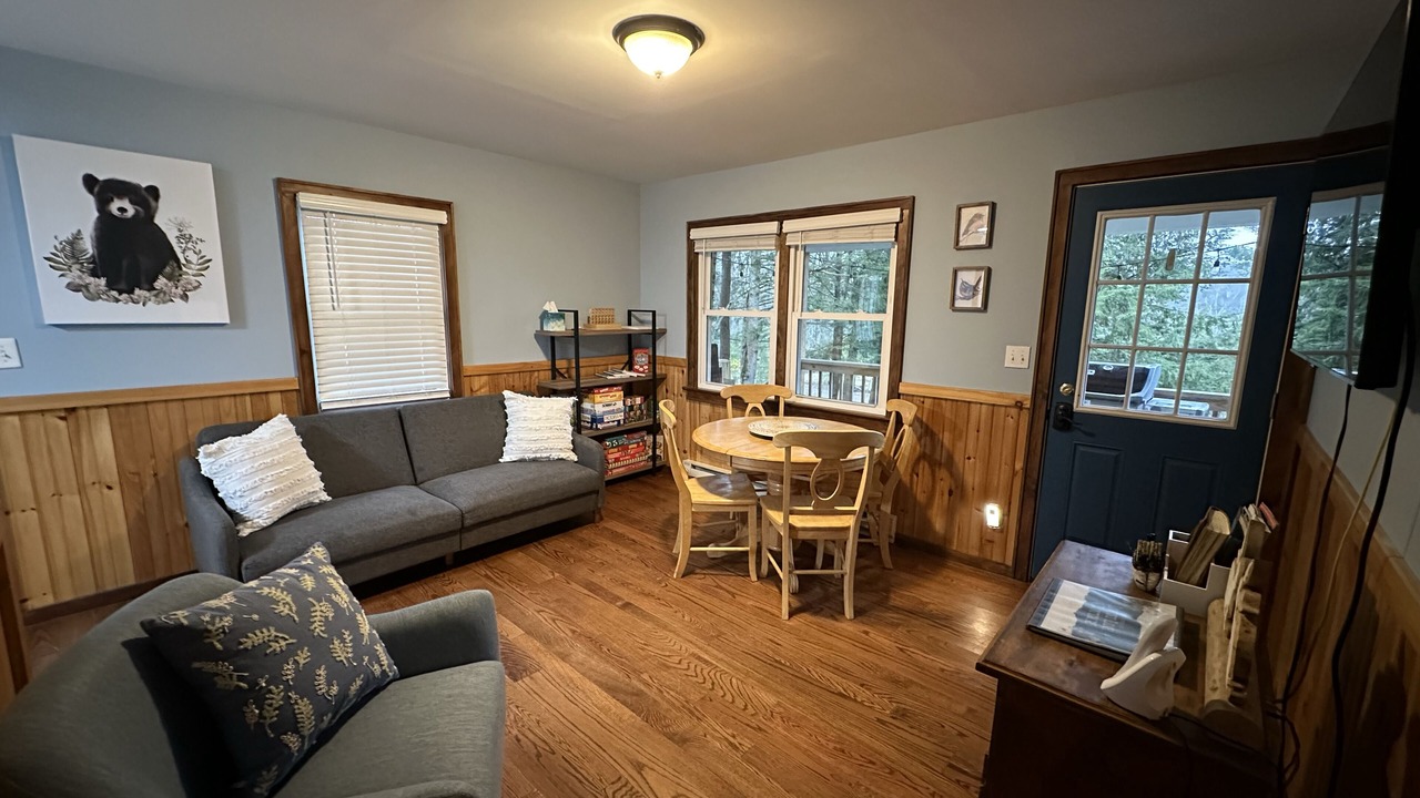Photo of Livingroom in Narrowsburg