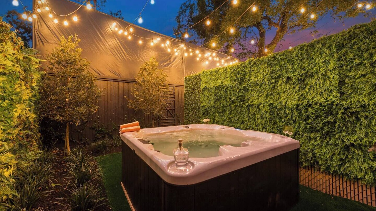 Photo of Outdoor in Peak's Suburban Addition