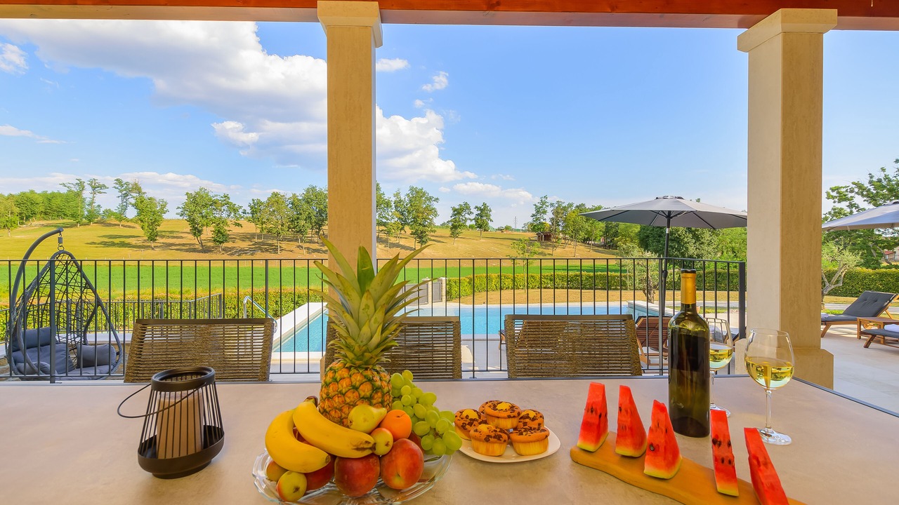 Photo of Patio Balcony in Skropeti