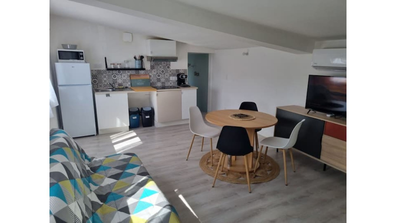 Photo of Others in Veigne