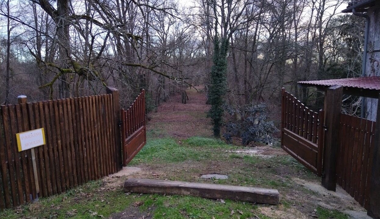 Photo of Outdoor in Uchacq