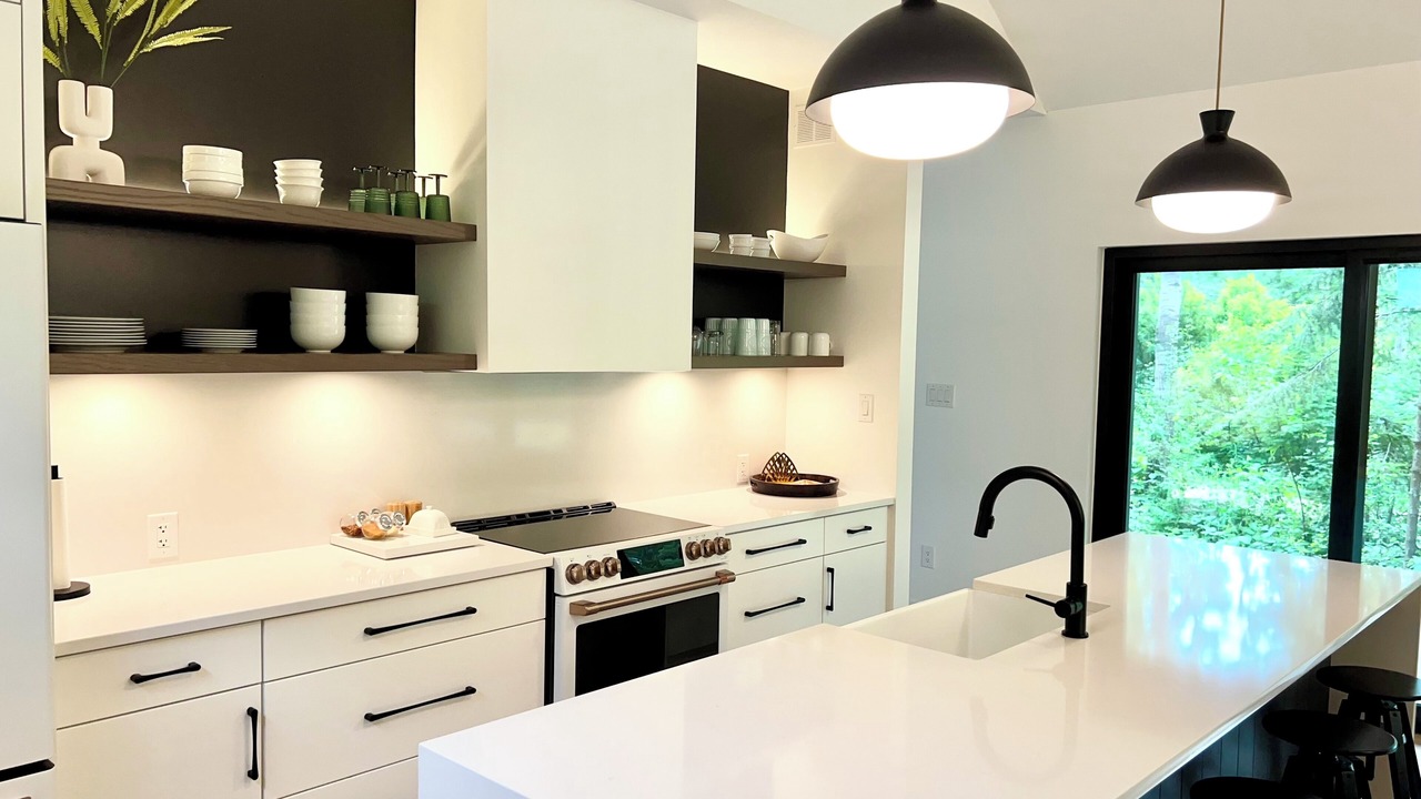 Photo of Kitchen in Victoria Beach