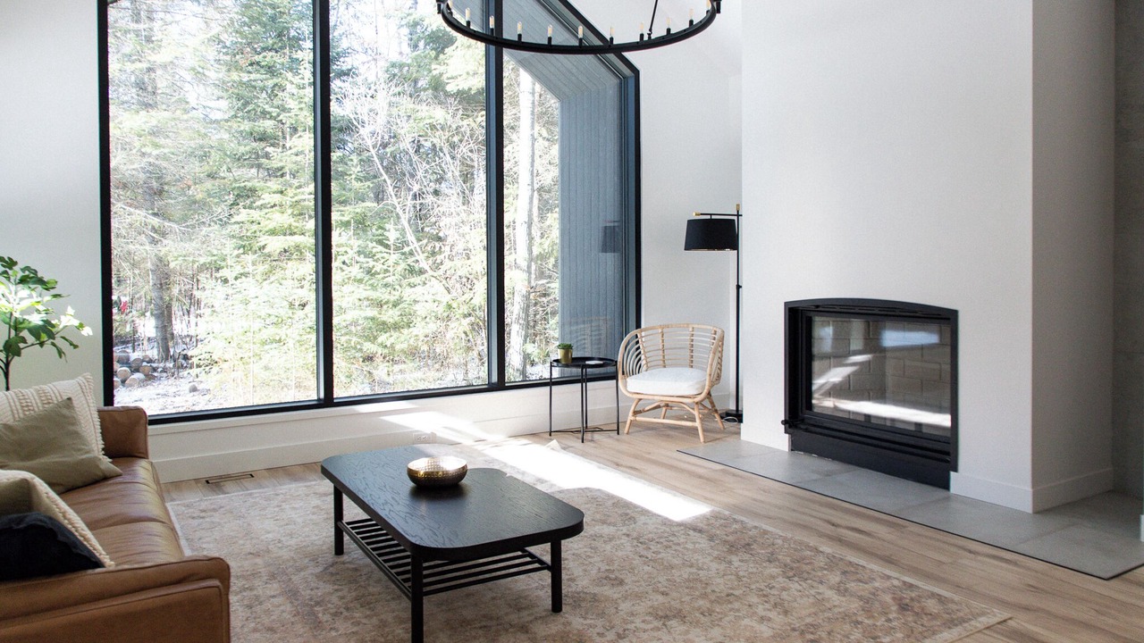 Photo of Livingroom in Victoria Beach