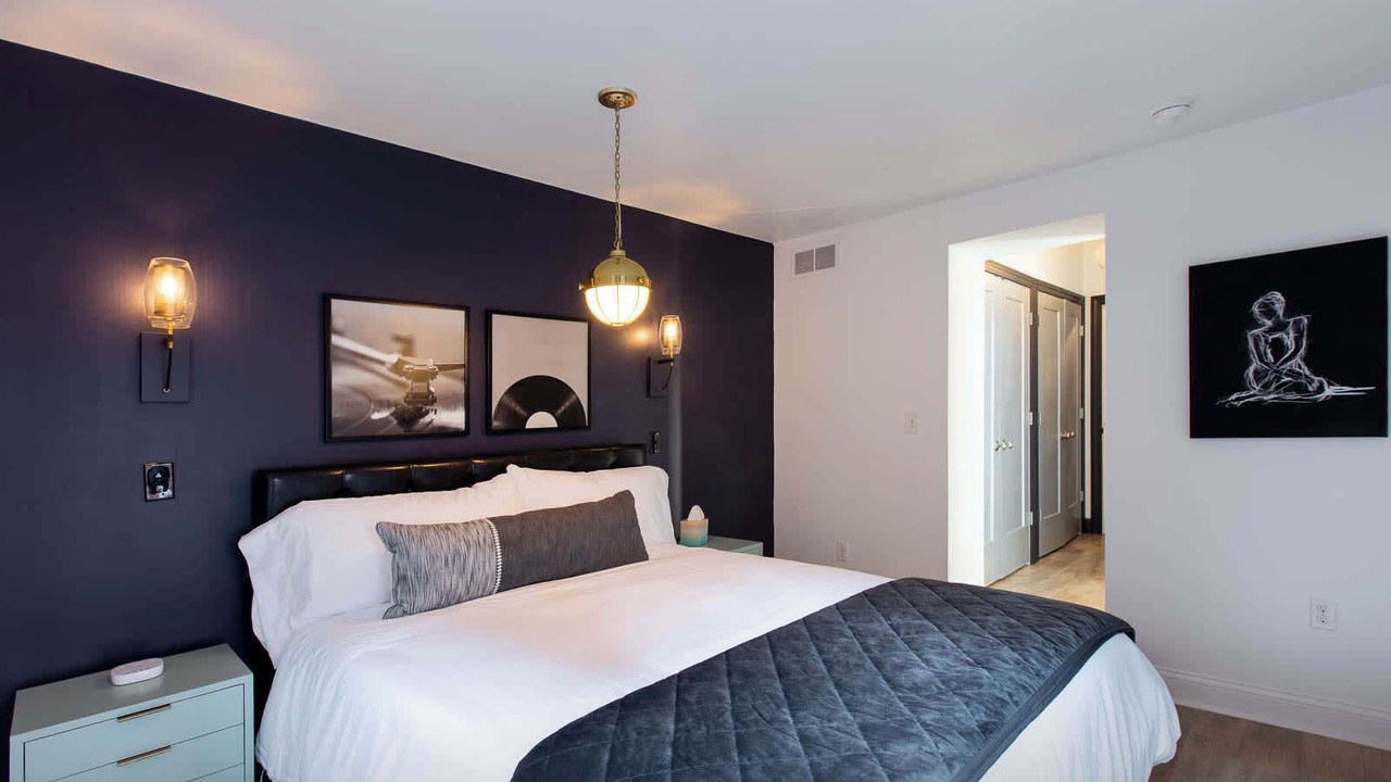 Photo of Bedroom in South Side Flats