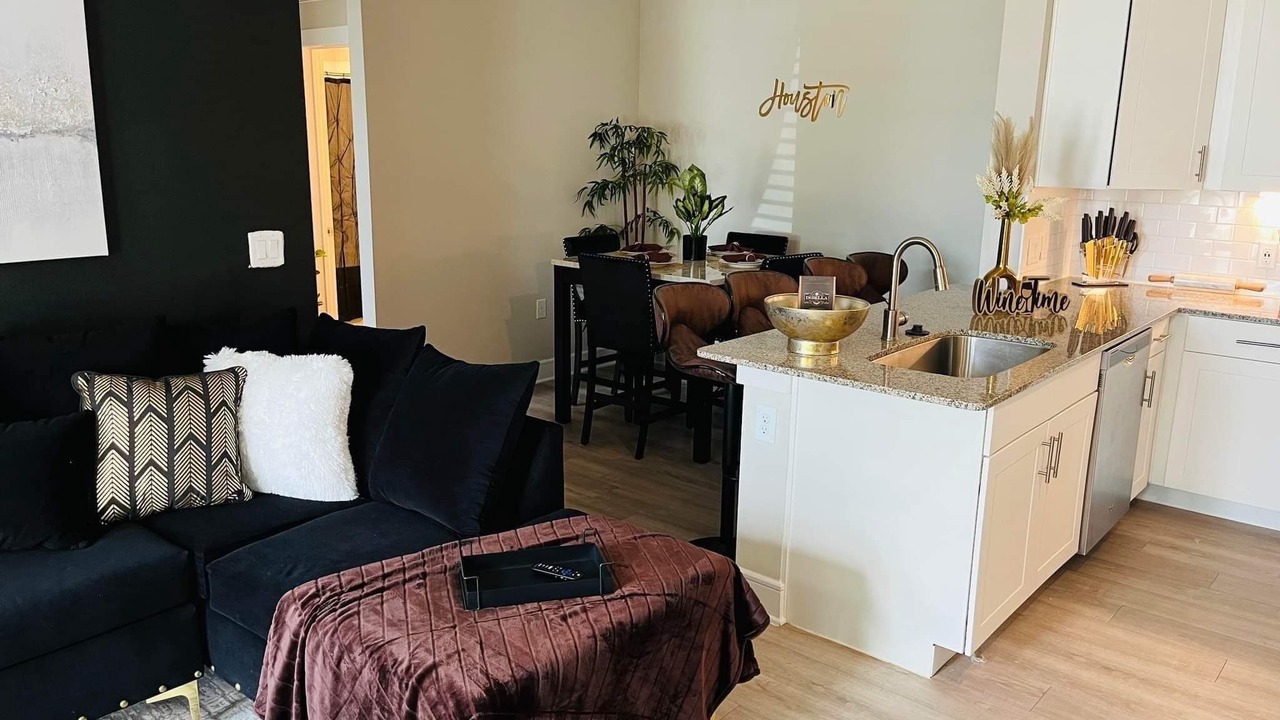 Photo of Livingroom in Addicks