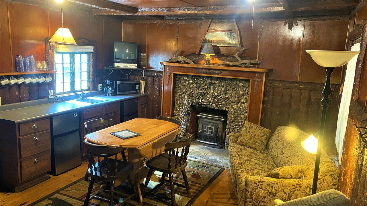 Photo of Livingroom in Hill City