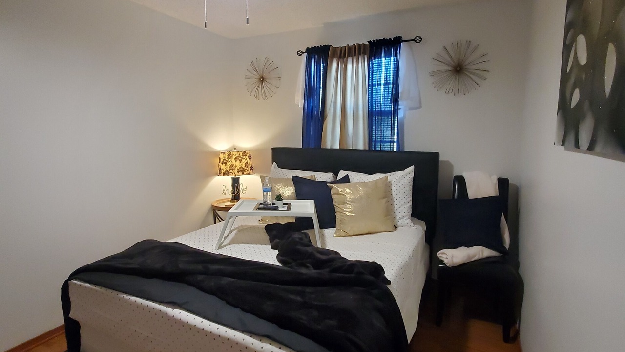 Photo of Bedroom in Destrehan