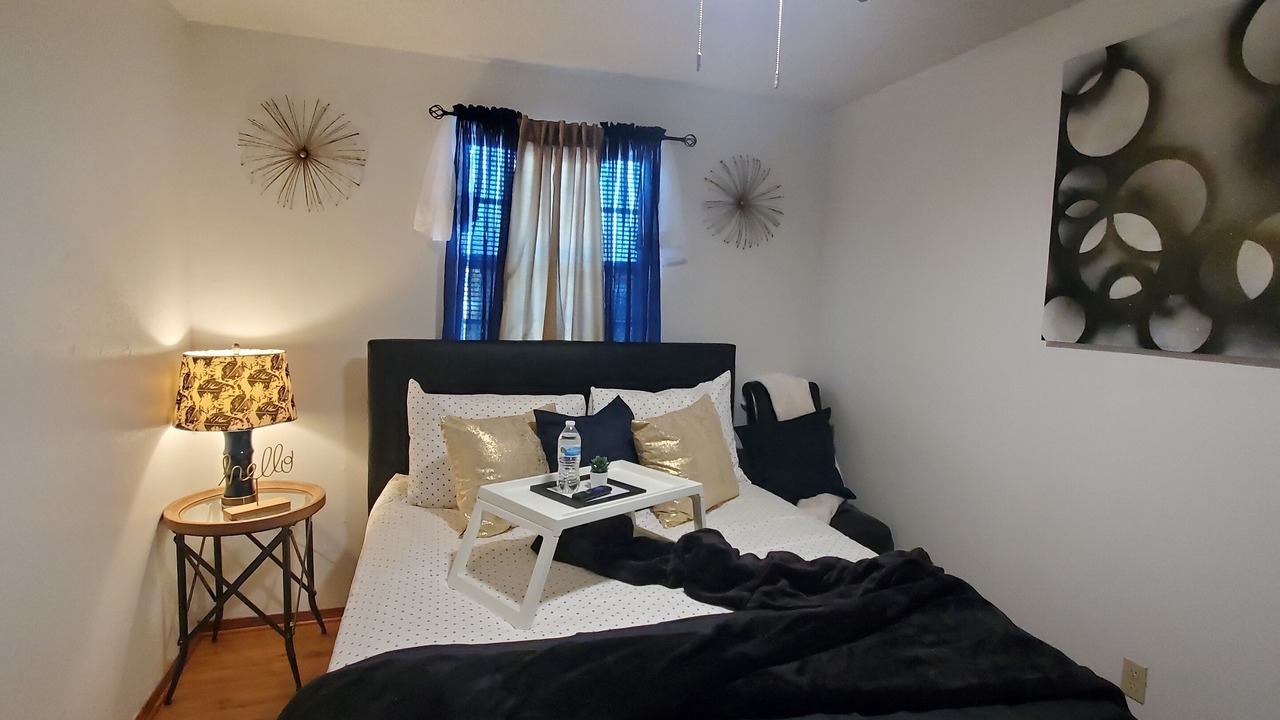 Photo of Bedroom in Destrehan