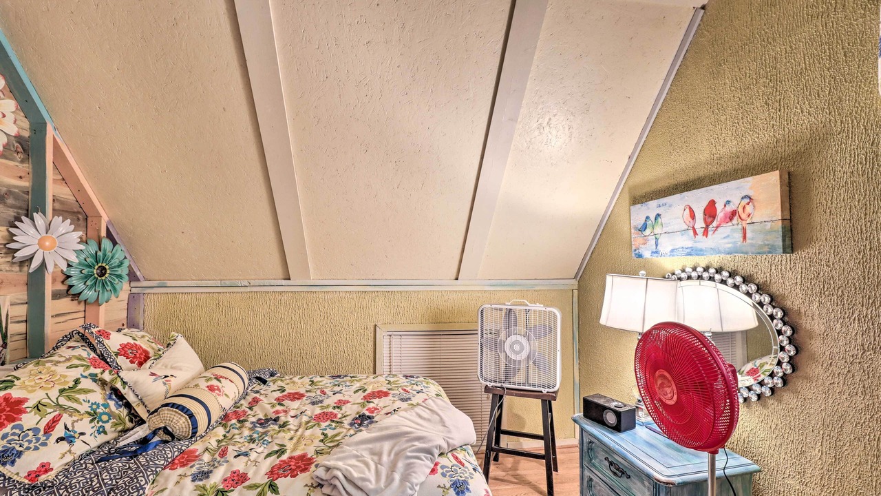 Photo of Bedroom in Higden