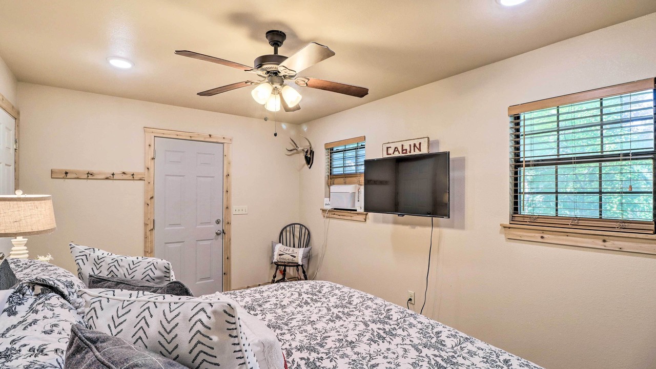 Photo of Bedroom in Higden