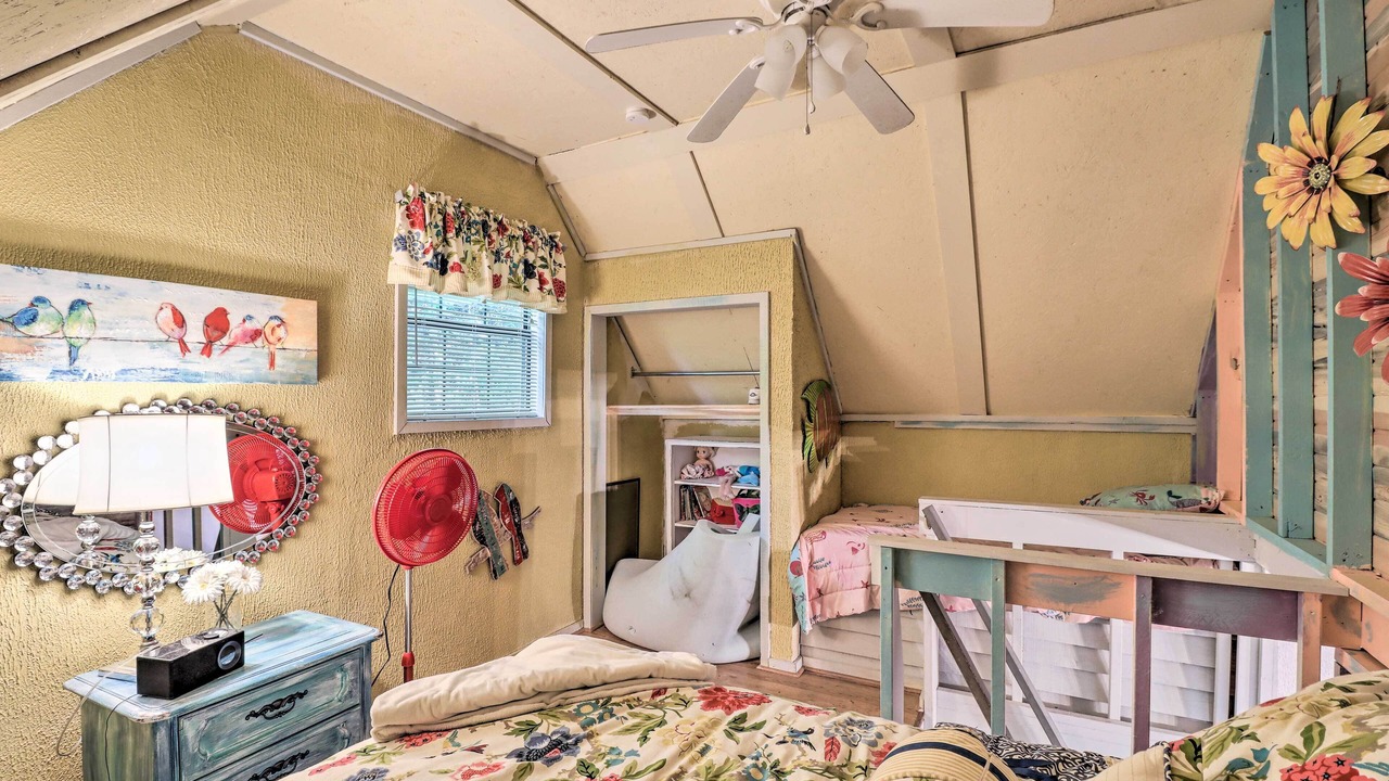 Photo of Bedroom in Higden