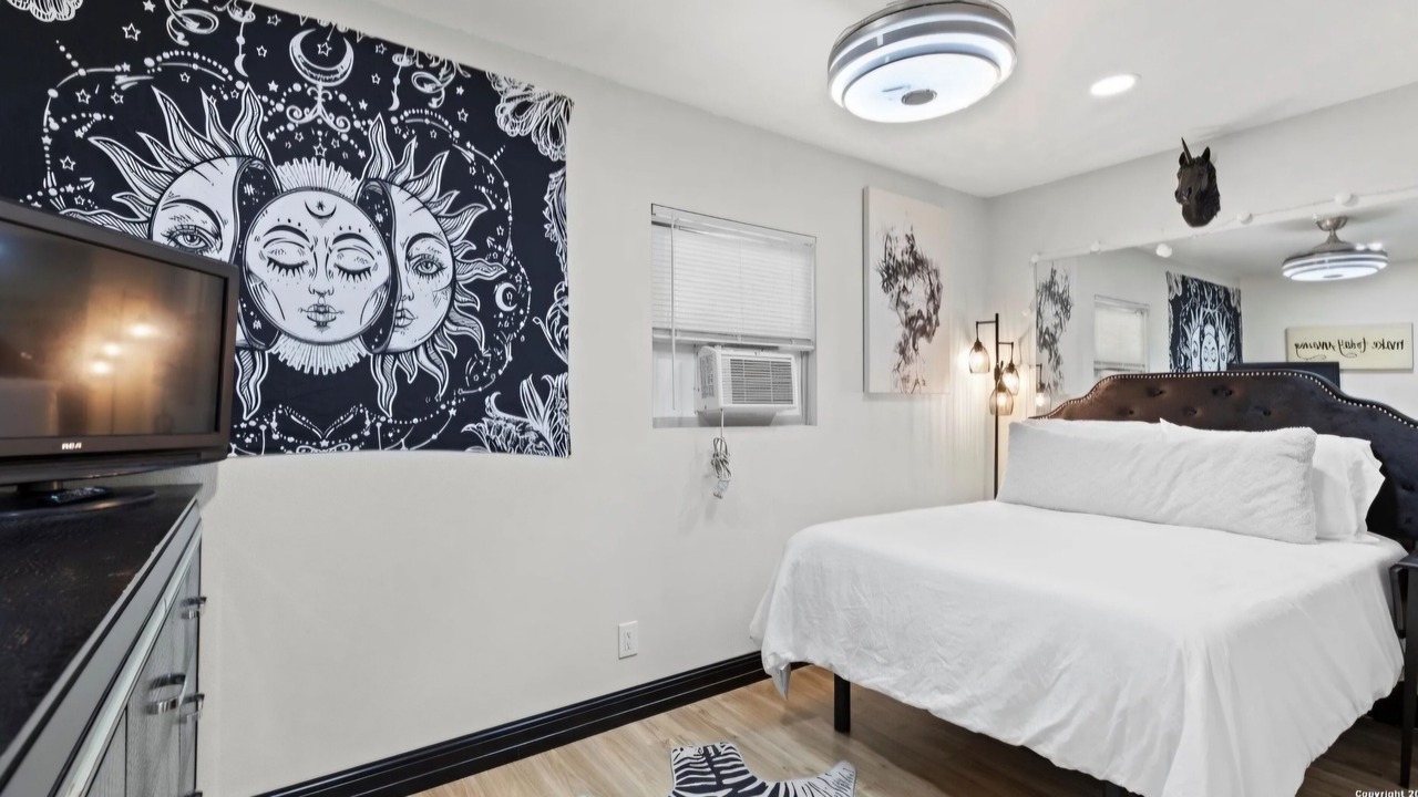 Photo of Bedroom in McQueeney