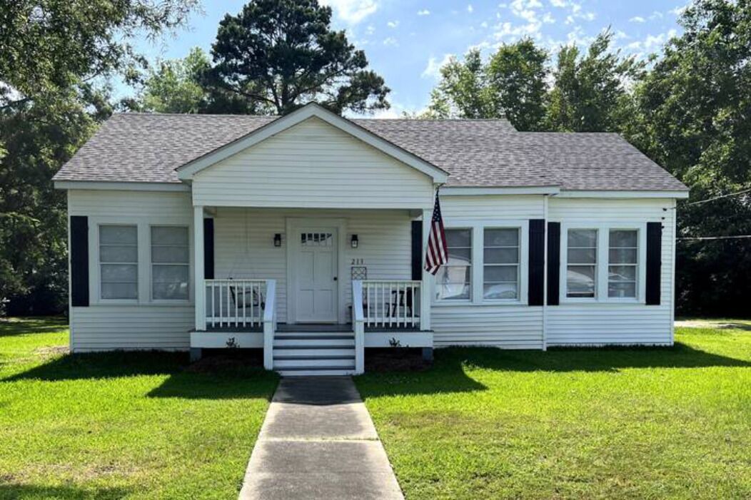 Photo of Outdoor in Benton