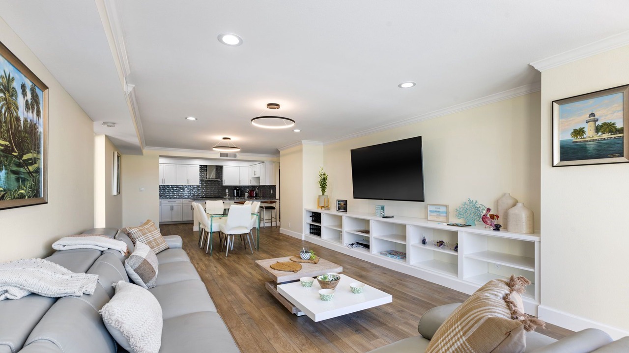 Photo of Livingroom in Sand Key