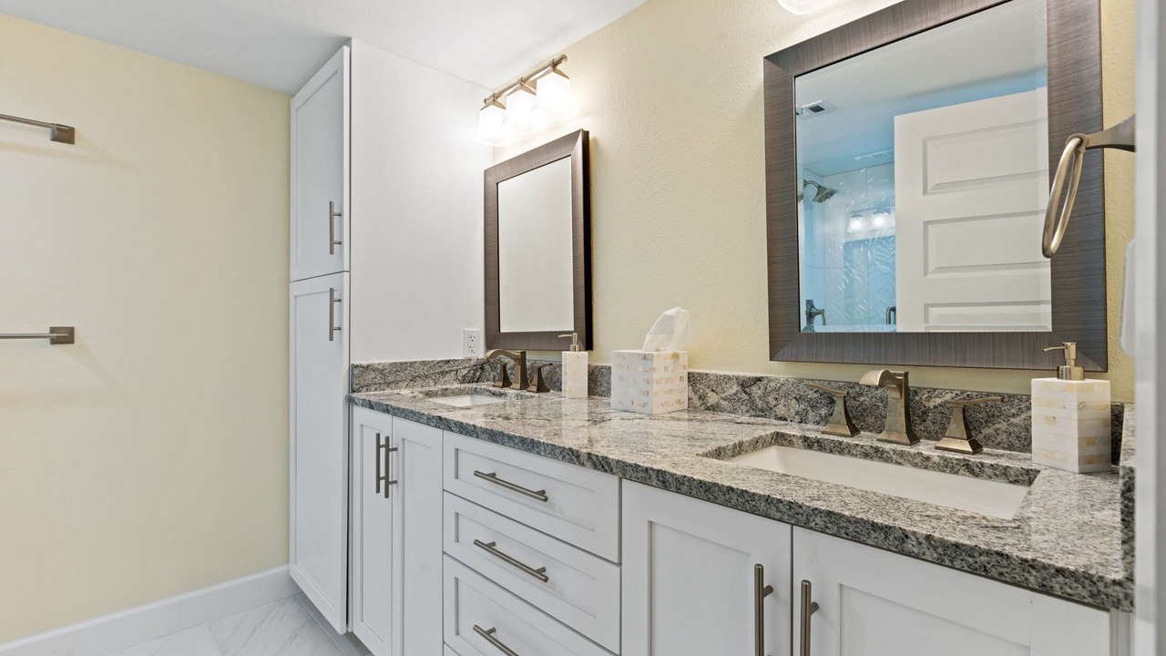 Photo of Bathroom in Sand Key