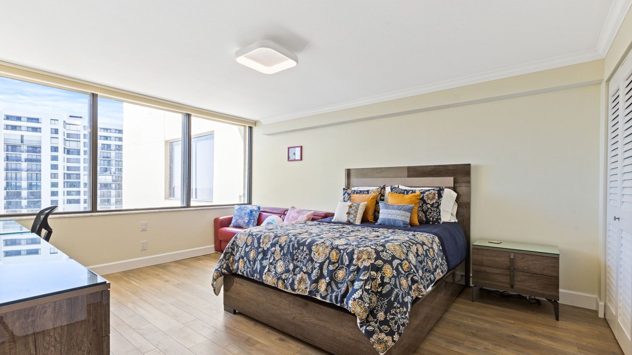 Photo of Bedroom in Sand Key