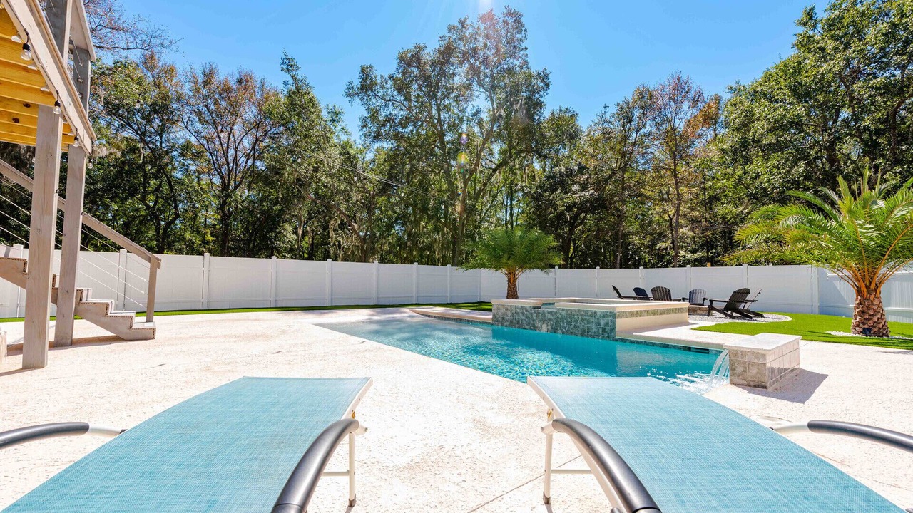 Photo of Others in Townsend