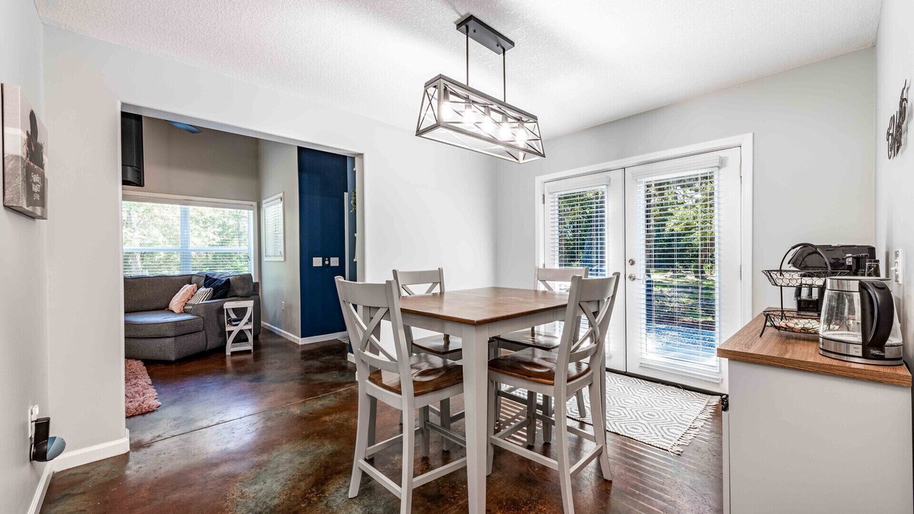 Photo of Others in Townsend