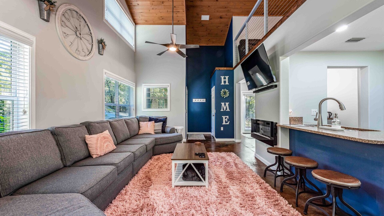 Photo of Livingroom in Townsend