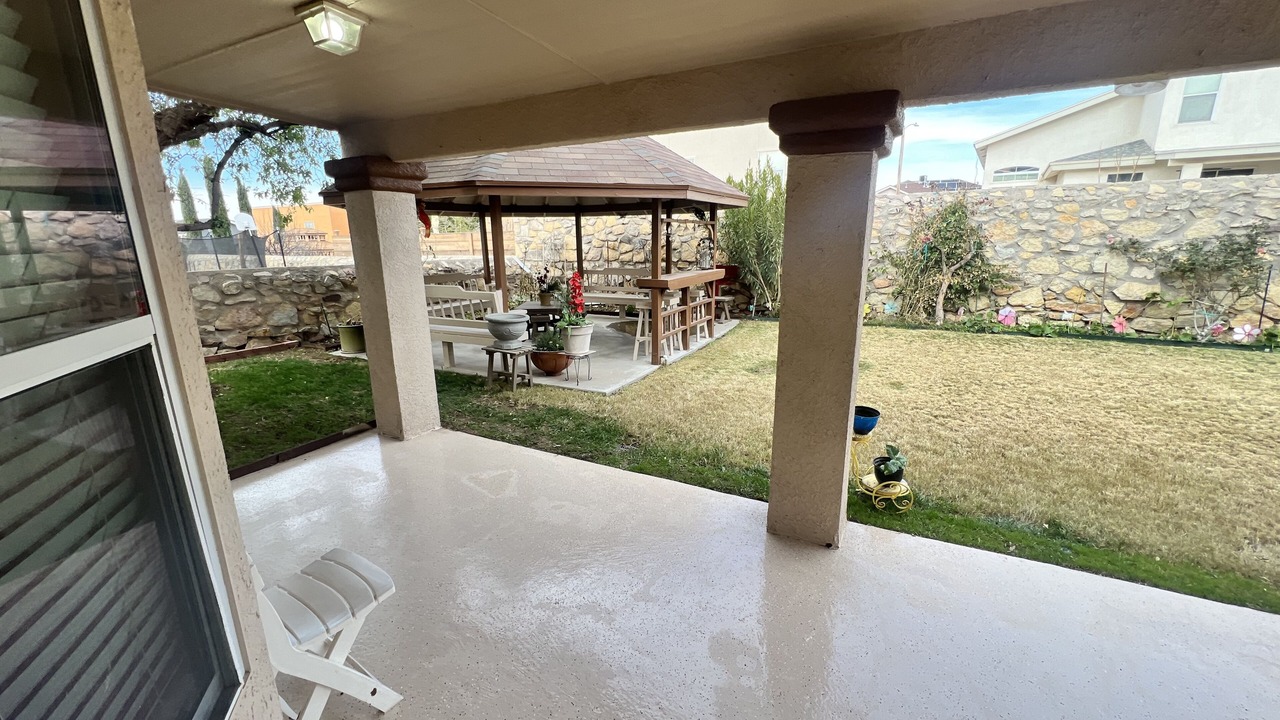 Photo of Patio Balcony in El Paso