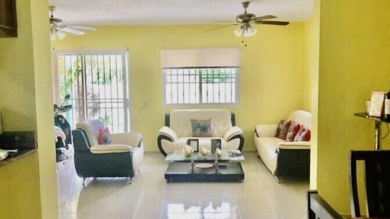 Photo of Livingroom in Costambar