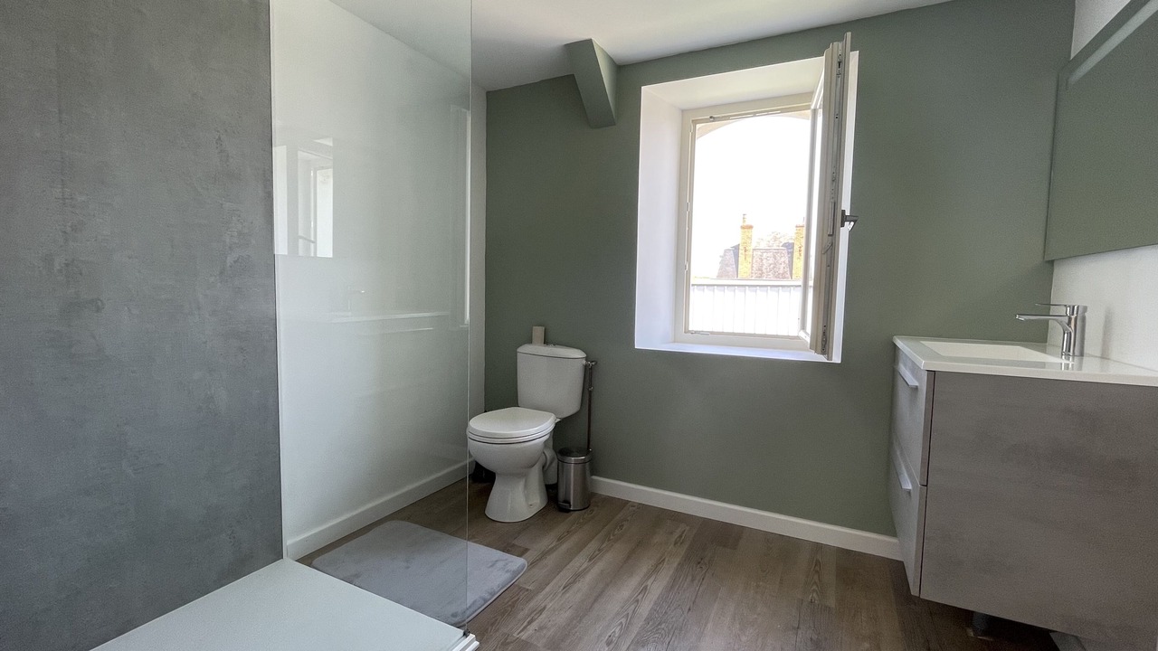 Photo of Bathroom in Thouars