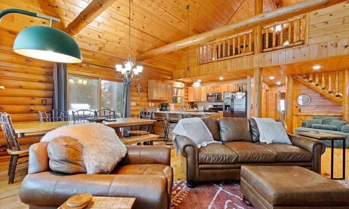 Photo of Livingroom in Big Bay