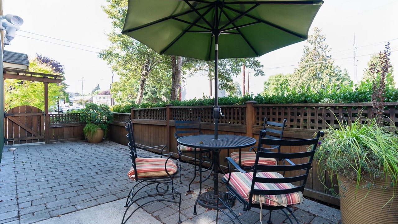 Photo of Outdoor in Green Lake