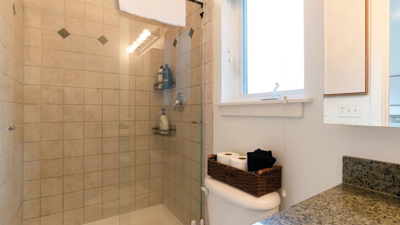 Photo of Bathroom in Green Lake