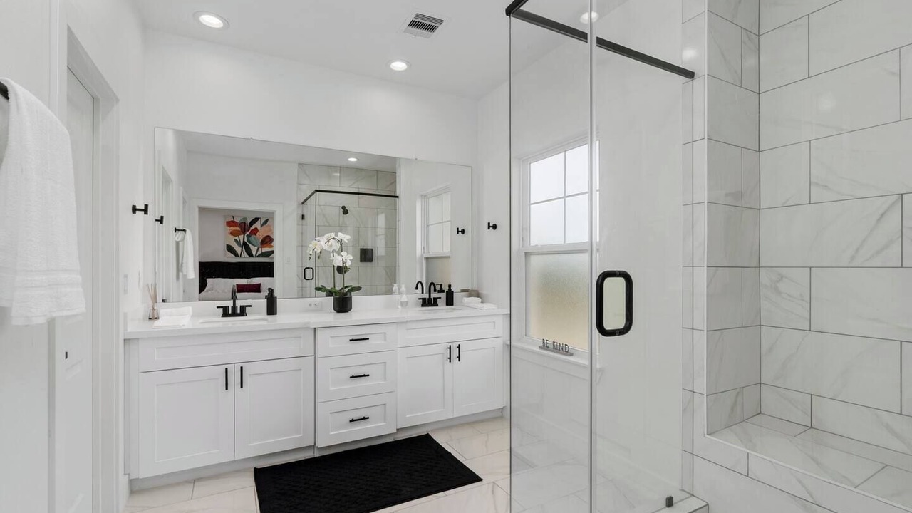 Photo of Bathroom in Northside
