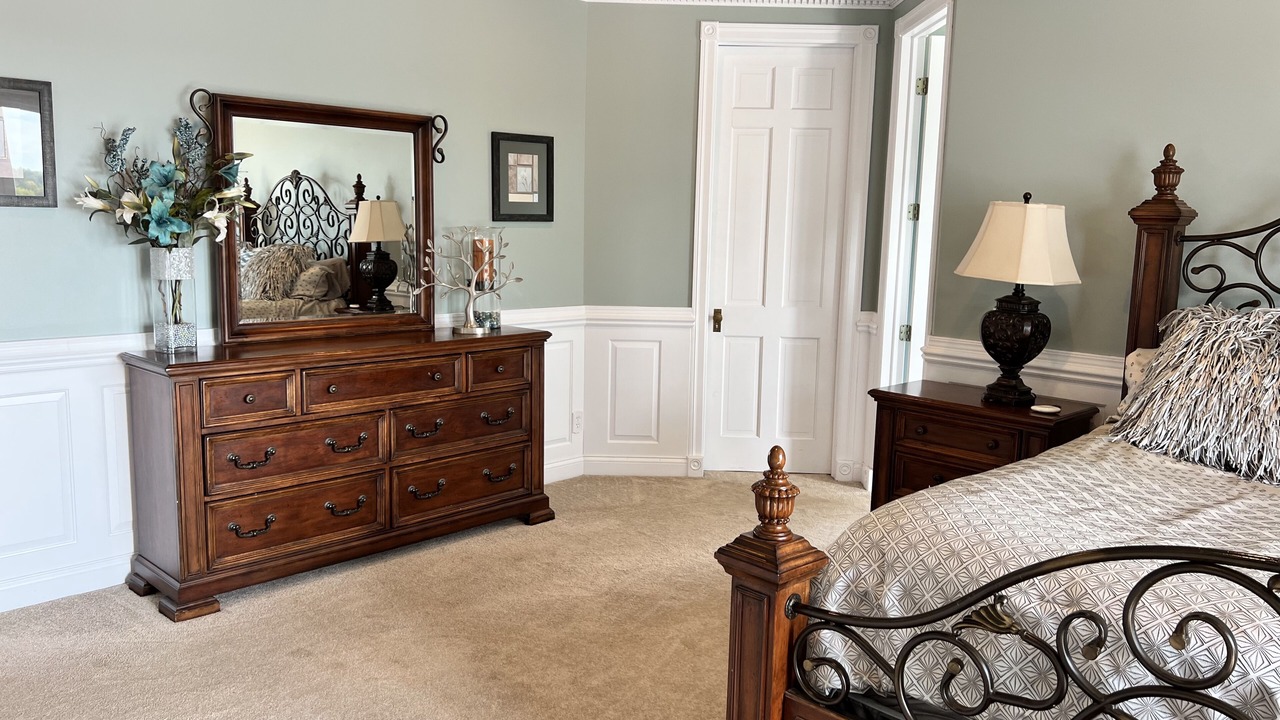 Photo of Bedroom in Herron