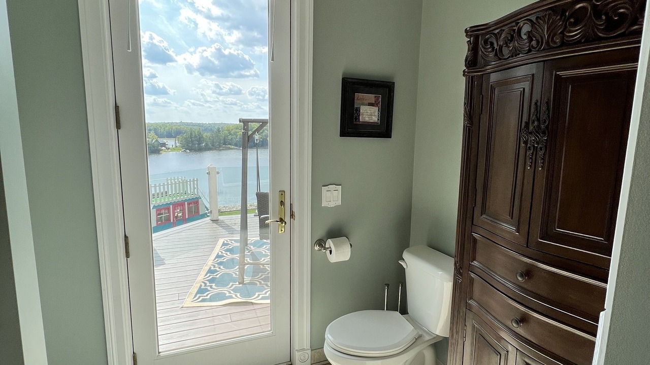 Photo of Bathroom in Herron