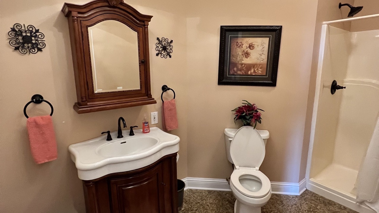 Photo of Bathroom in Herron