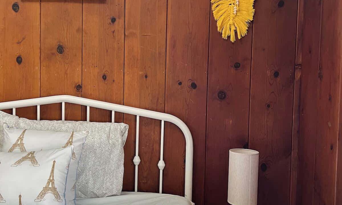 Photo of Bedroom in Downtown Berkeley