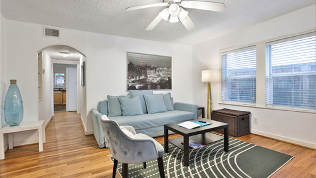 Photo of Livingroom in Hyde Park