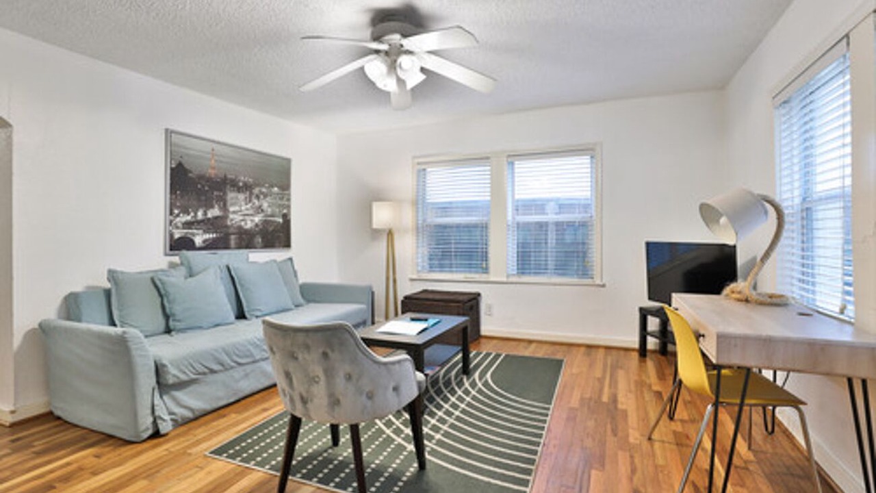 Photo of Livingroom in Hyde Park